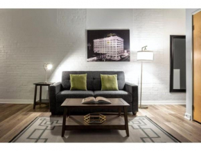 Contemporary 2BR 2BA Apartment by CozySuites